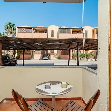 Studio's Pavese Apartmán *