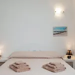 Studio's Pavese Apartamento