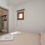 Studio's Pavese Apartamento