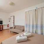 Studio's Pavese Olbia
